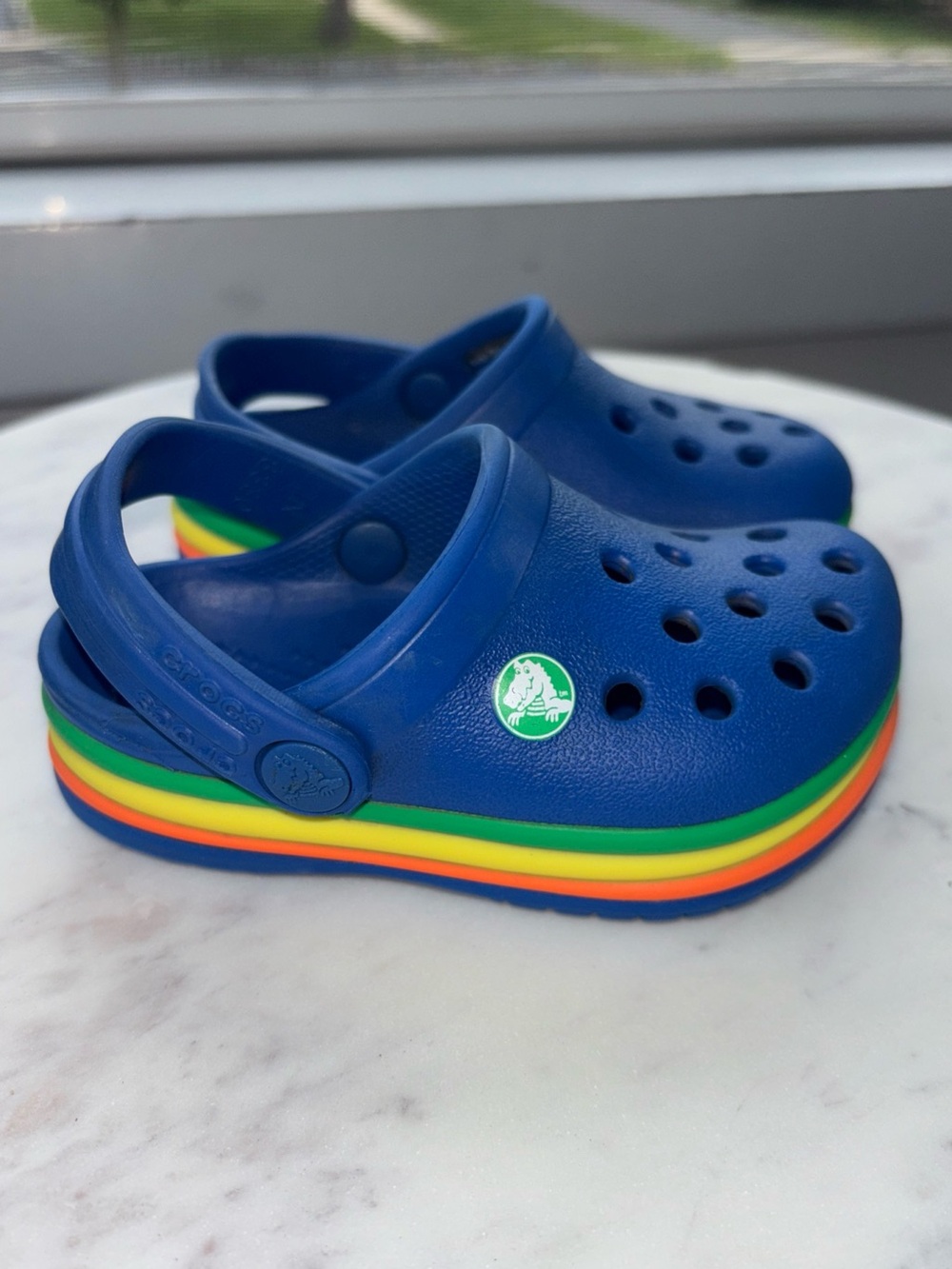 Crocs Blue Clogs Size 5 C5 Toddler sandals rainbow edge